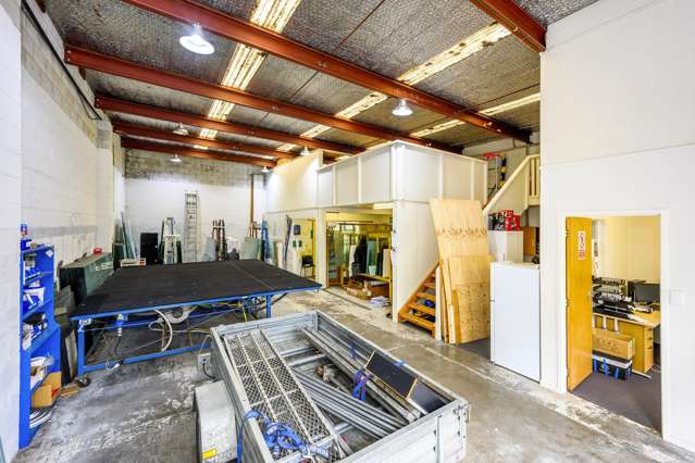 185 Morrin Road St Johns_2