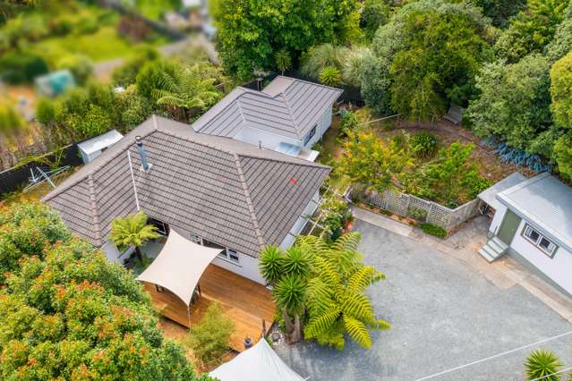 2/4 Rata Road Raumati Beach_1