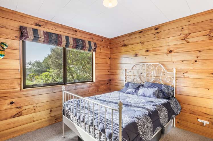 17 Parerohi Grove Kuratau_10