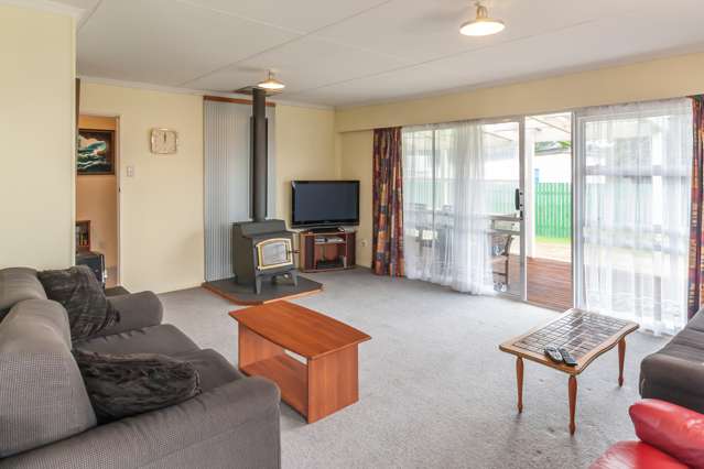 12 Barling Street Himatangi Beach_3