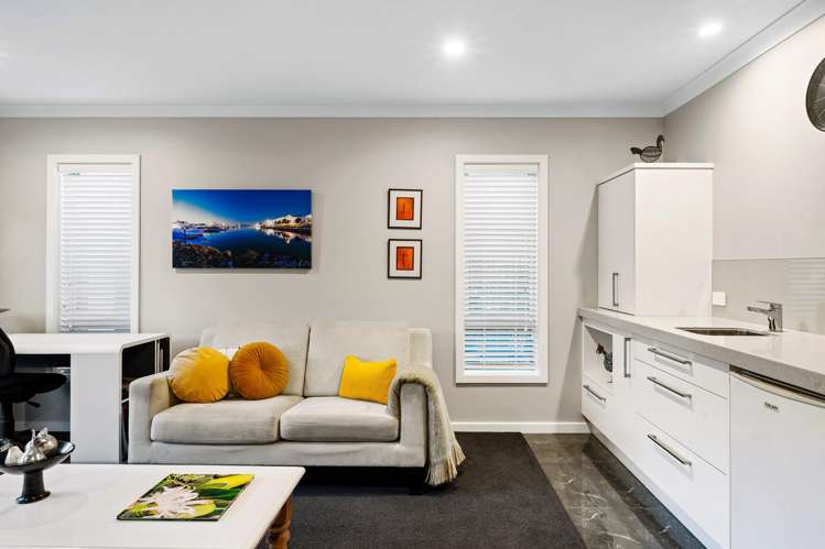 17A Ferguson Avenue Westshore_12