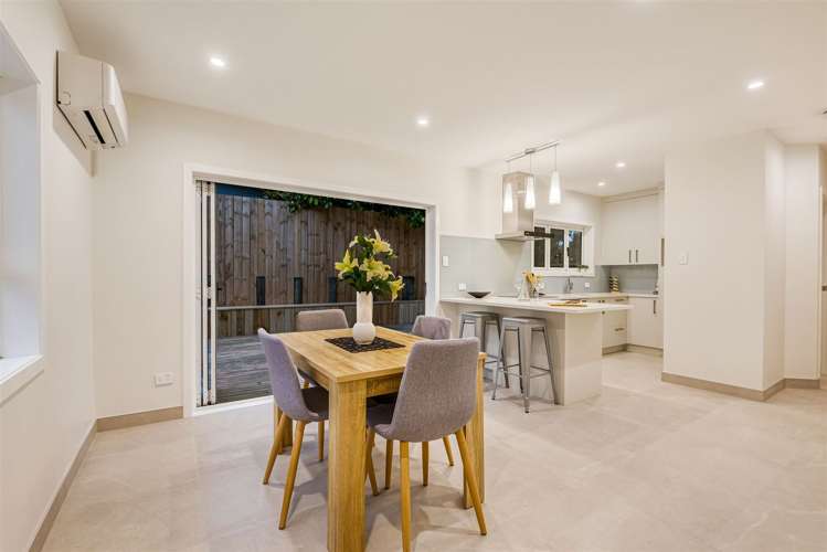 5 Duchess Way Riverhead_2