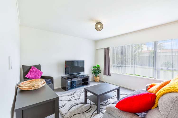 3/50 Te Kanawa Crescent Henderson_5