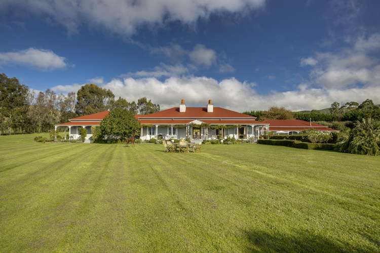 'Cape South' - 55 Waipuka Road Waimarama_44