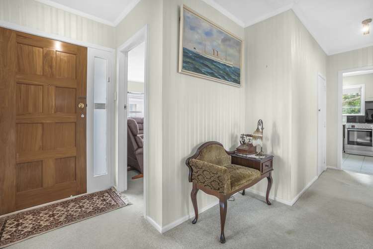 4 Isabel Grove Wainuiomata_11