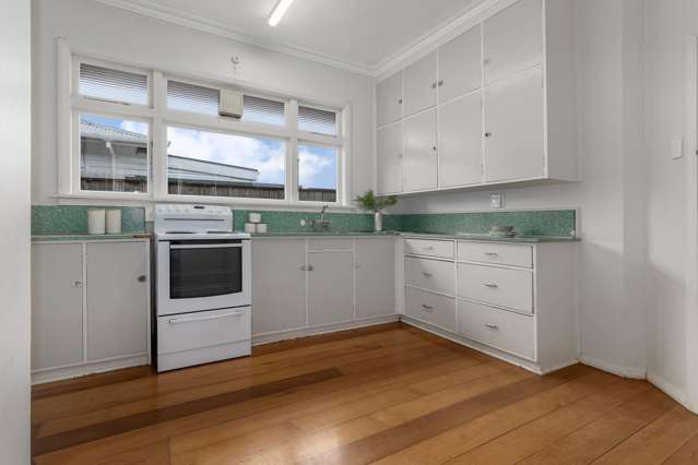 198 Bath Street Levin_4