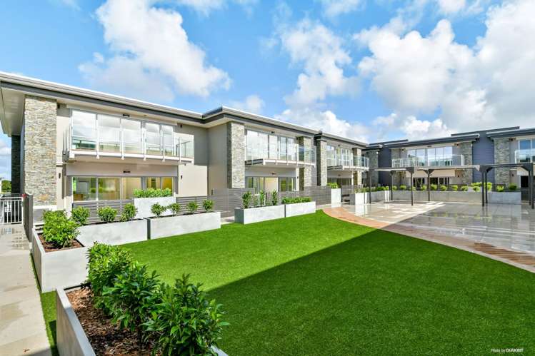 202/252 Centreway Road Orewa_12