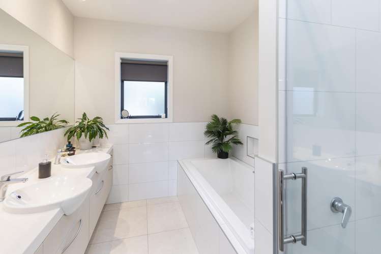 42 Grangewood Drive Lincoln_14