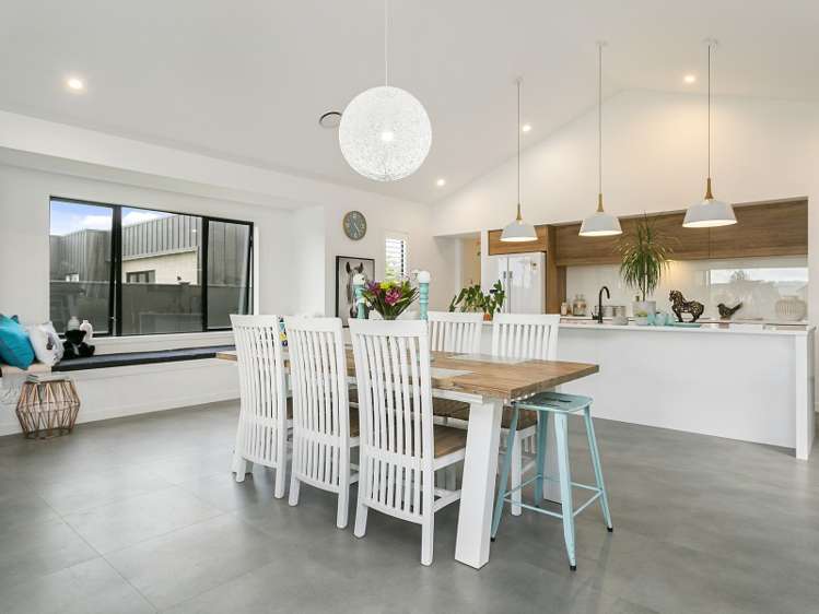 5 Alan Livingston Drive Cambridge_7