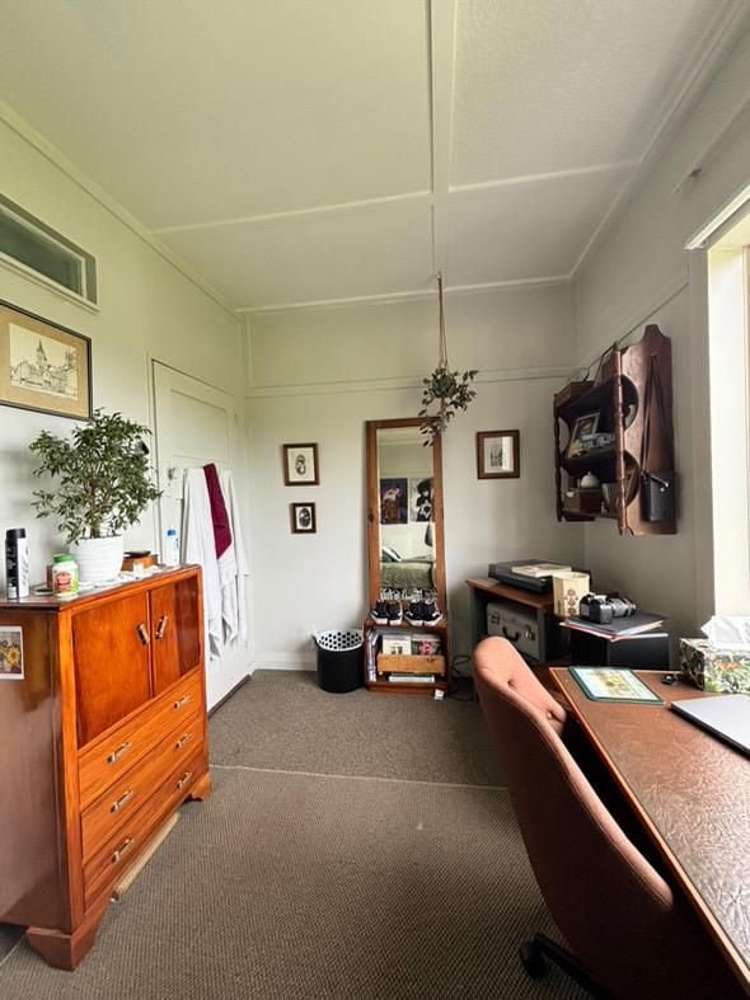 6 Semeloff Terrace Aro Valley_11