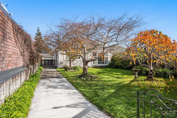 7 Anderson Grove Epuni_33