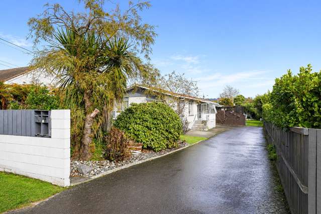 20A Whitworth Road Utuhina_1