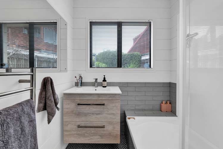 23b Veale Road Frankleigh Park_21