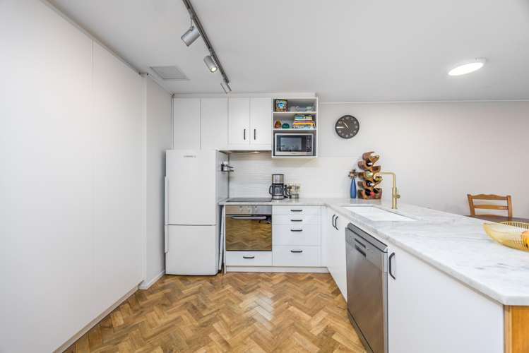 008/1 Parliament Street Auckland Central_1