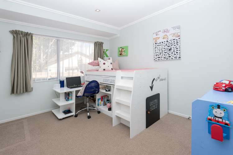 11 Woodview Rise Botany Downs_11