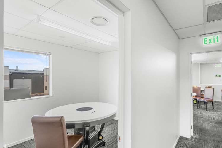 1/84 Hayton Road Wigram_19