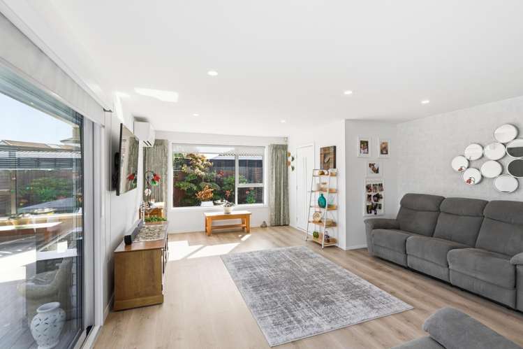 2/77 Frankleigh Street_4