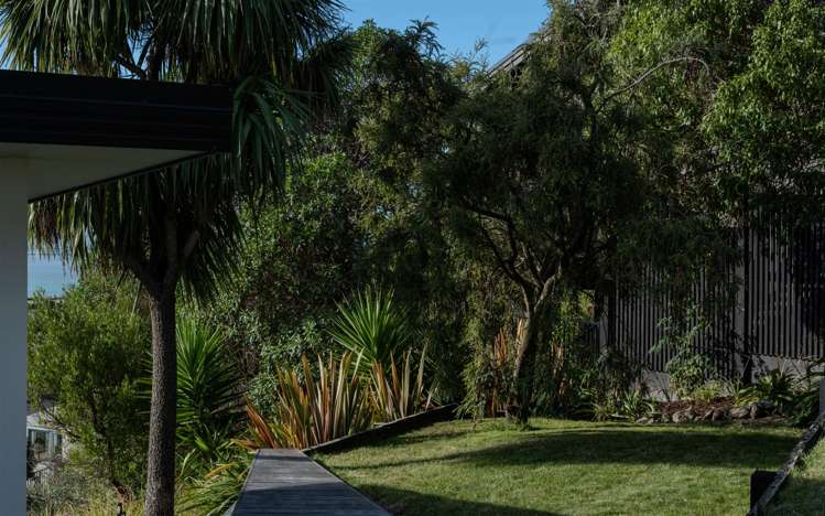 29 Soleares Avenue Mount Pleasant_39