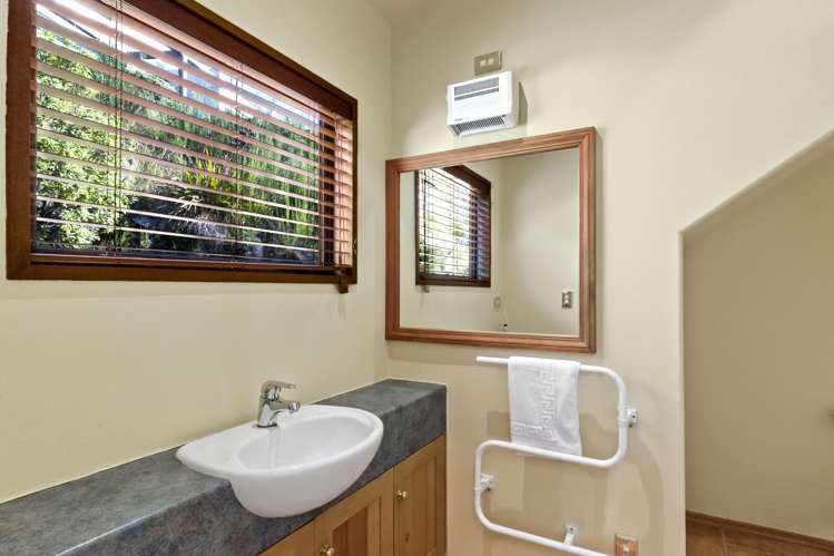 8 Chandler Lane Fernhill/Sunshine Bay_14