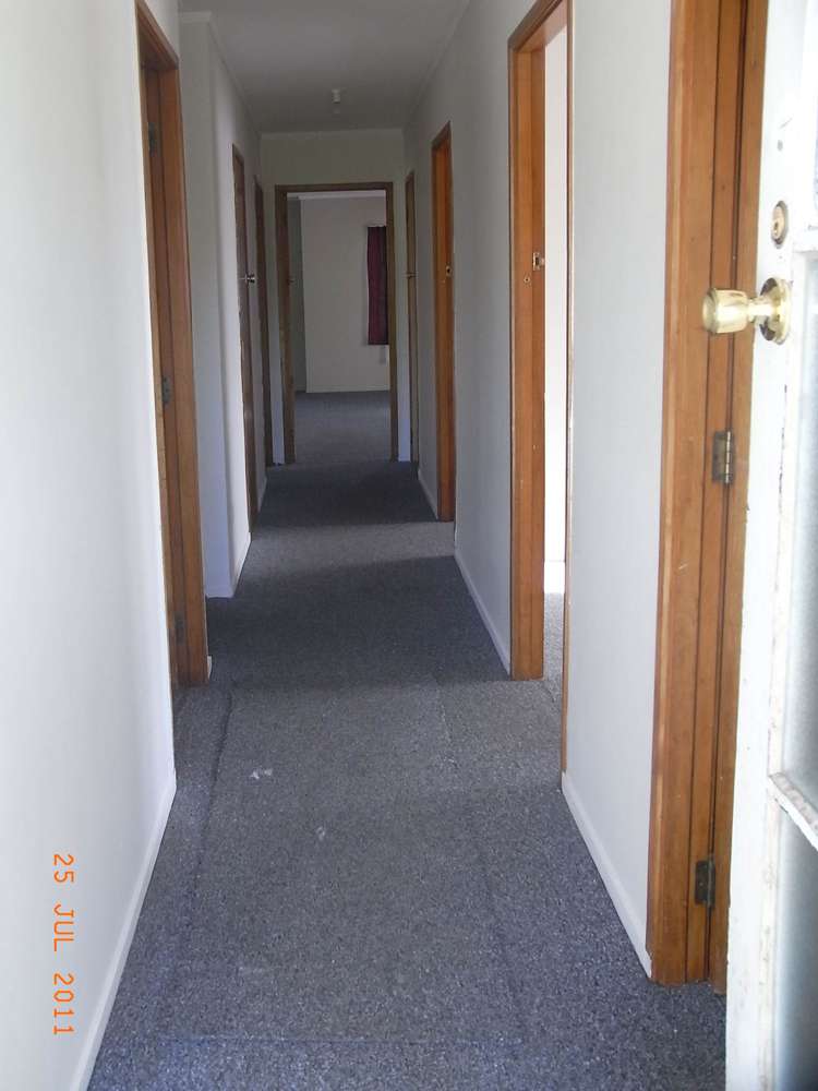 9 Hobart Crescent Wattle Downs_8