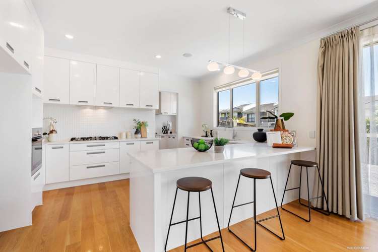 99 Medallion Drive Oteha_23