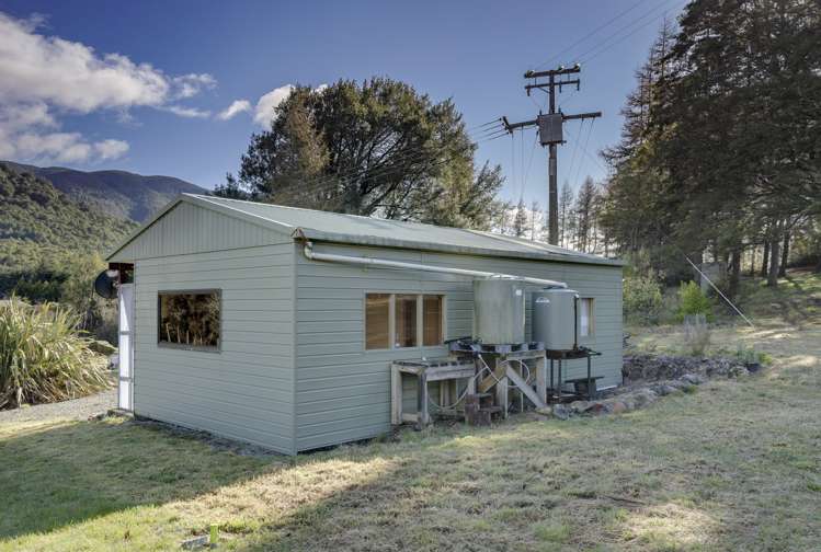 6 Lowther Road St Arnaud_7