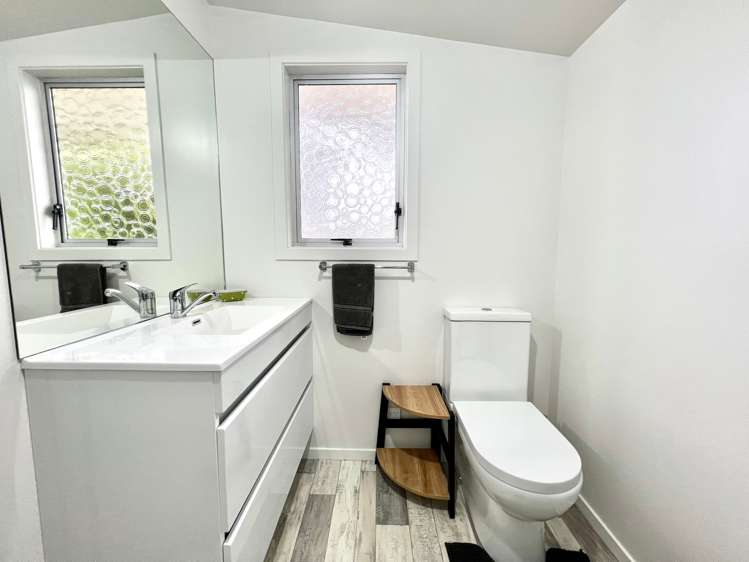 4 Upper Cross Street Raglan_20