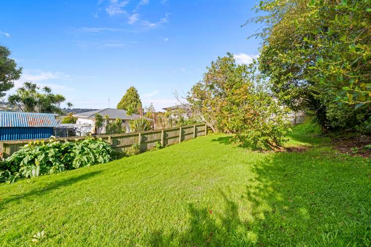 60 Glengarry Road Glen Eden_18