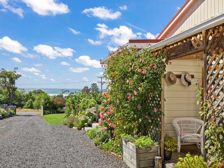 6 Frances Street Taieri Mouth_18