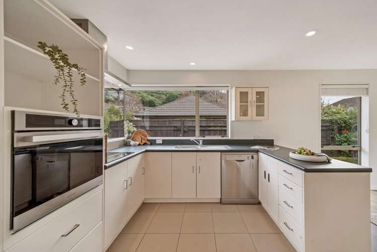 Flat 2/69 Bowenvale Avenue_5