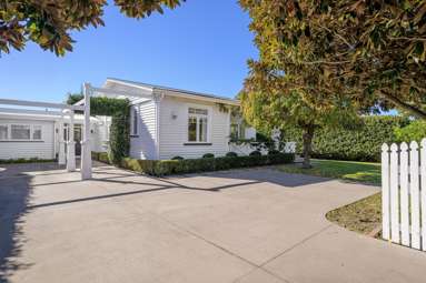 9 Fourteenth Avenue_1