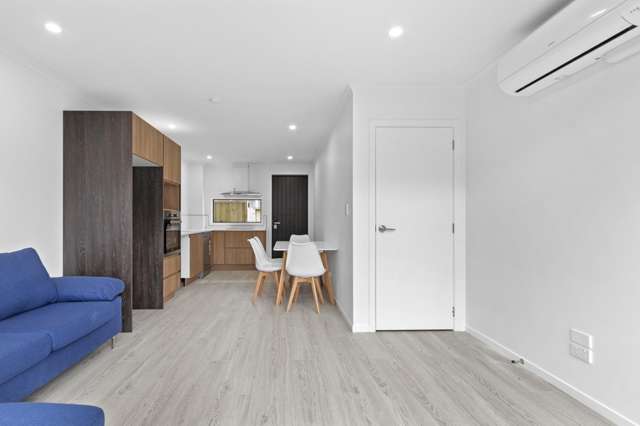 4/18 May Street 1074_4