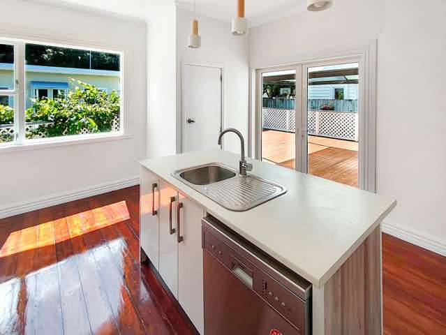 51 Pharazyn Street 10614_4