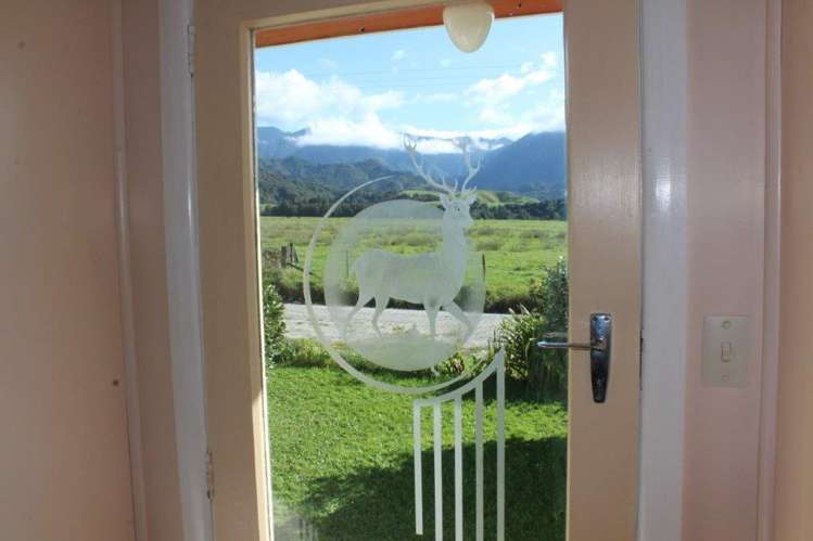 653 Long Plain Road Takaka_5