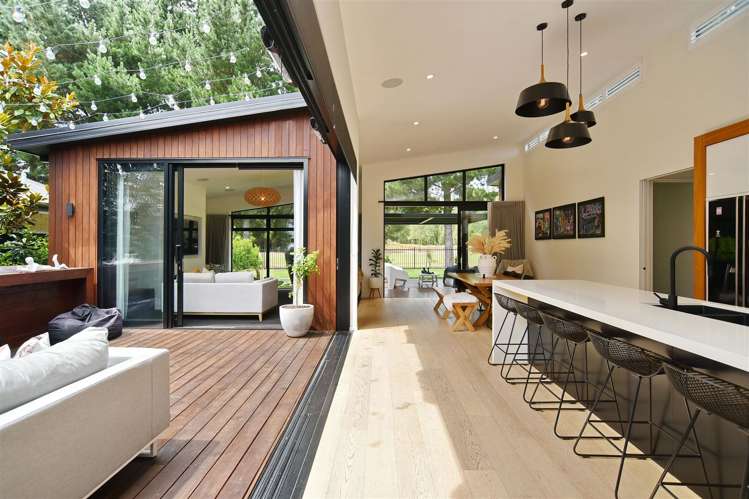 29 Kohunga Crescent Bottle Lake_11