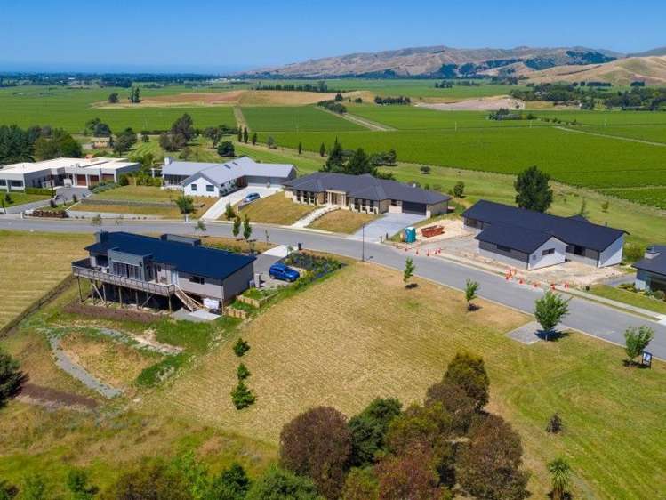 128 Marlborough Ridge Drive Fairhall_5