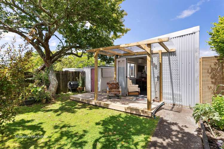 7 Kanuka Street Point Chevalier_13