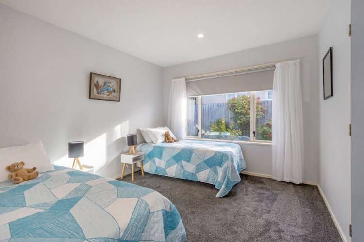 395 Yaldhurst Road Russley_8