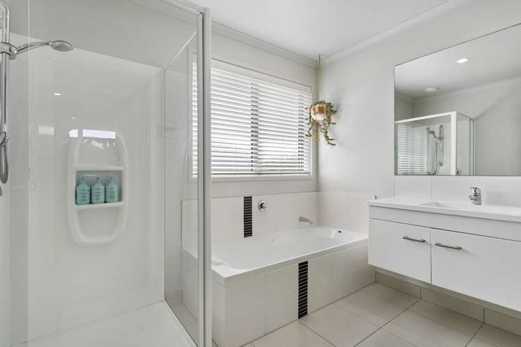 24 Kettlewell Drive Silverdale_15