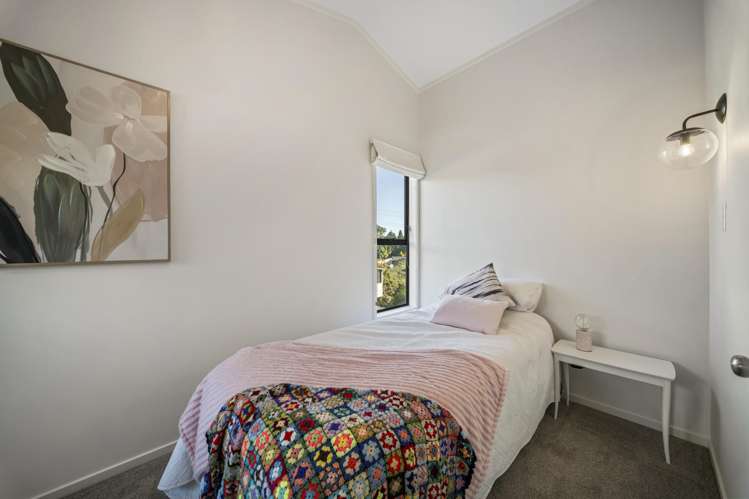 12 George Laurenson Lane Mount Roskill_14