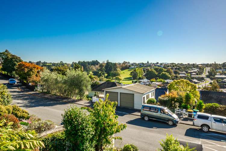 16 June Street Highfield_48