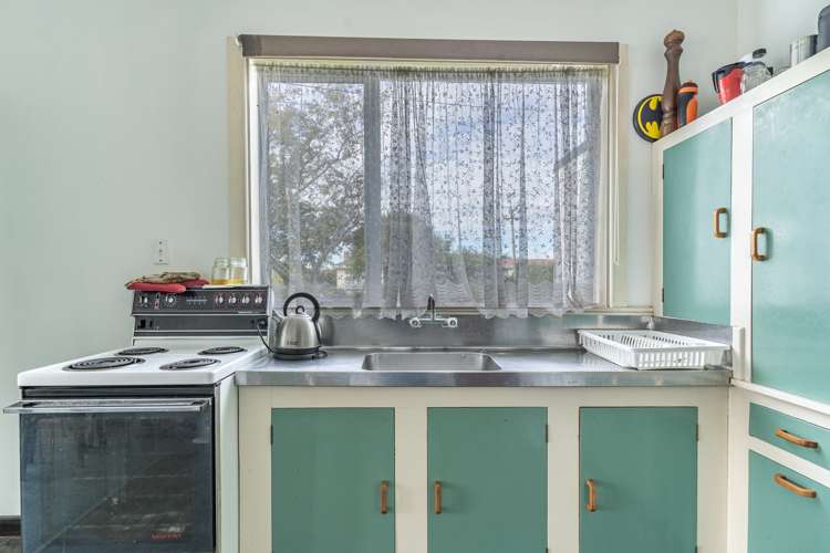 46 Queen Street Winton_5