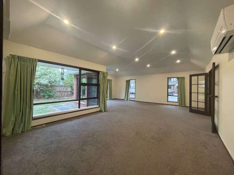 1/47a Memorial Avenue Ilam_7