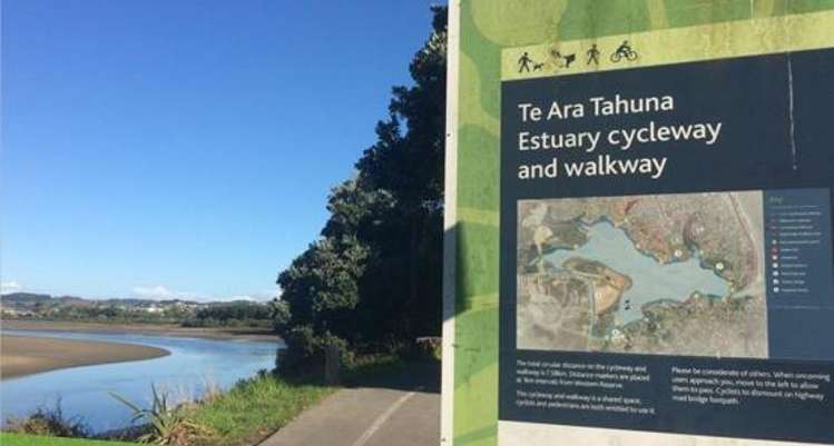 8 Odlin Lane Redbeach_13