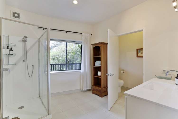 93 Scenic Drive Titirangi_15