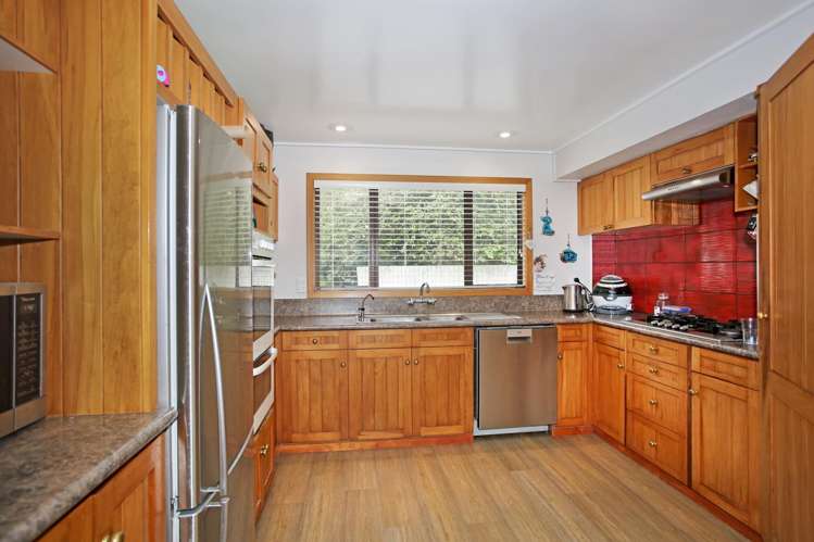 3 Awhitu Road Waiuku_12