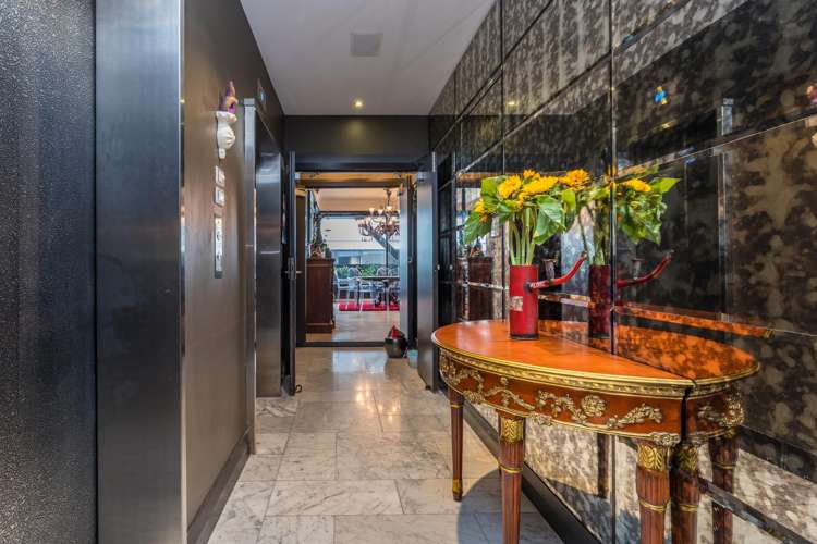 5a/2 Saint Martins Lane Grafton_18