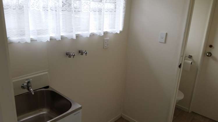 2/341 Kamo Road Whau Valley_6