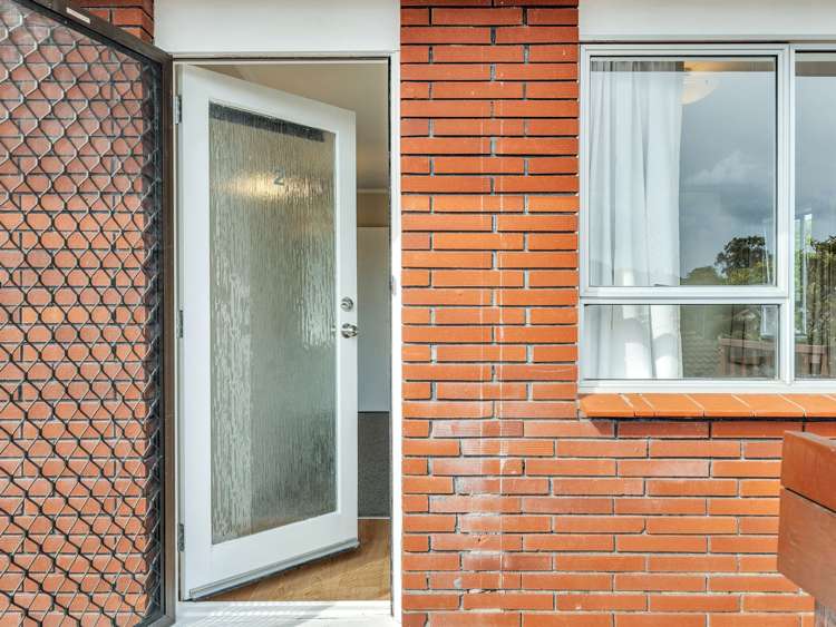 2/30 Simkin Avenue_4