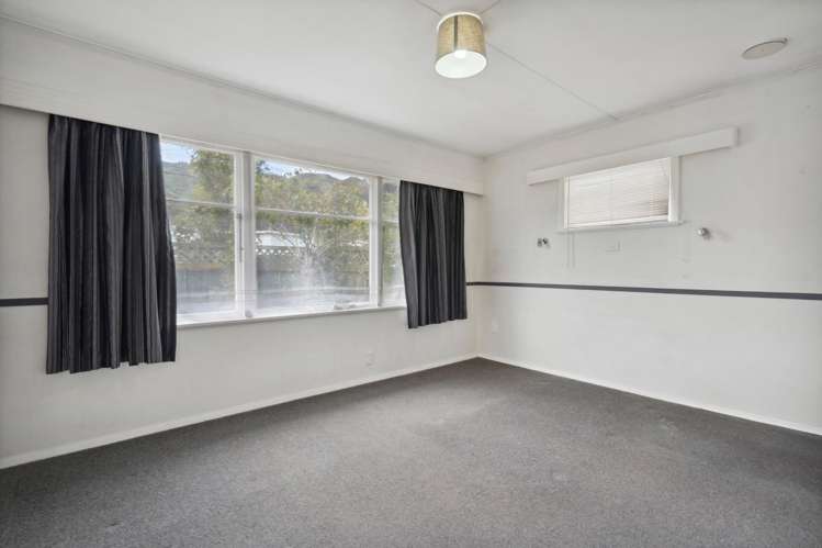 37 Frederick Street Wainuiomata_12